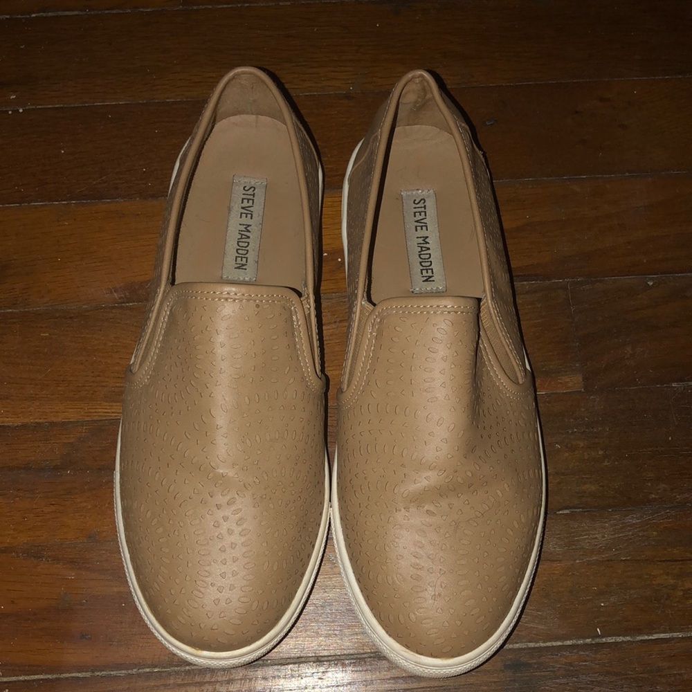 Barely worn, Steve Madden slip on sneakers